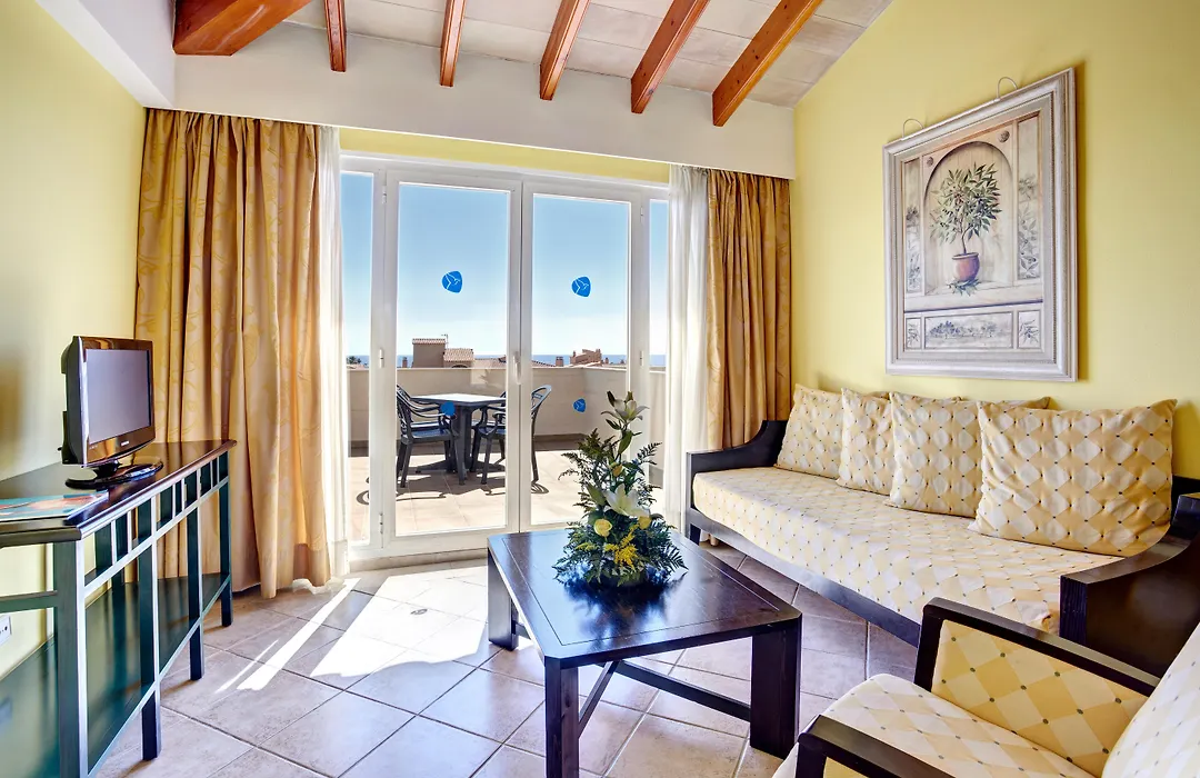 Grupotel Macarella Suites & Spa-1